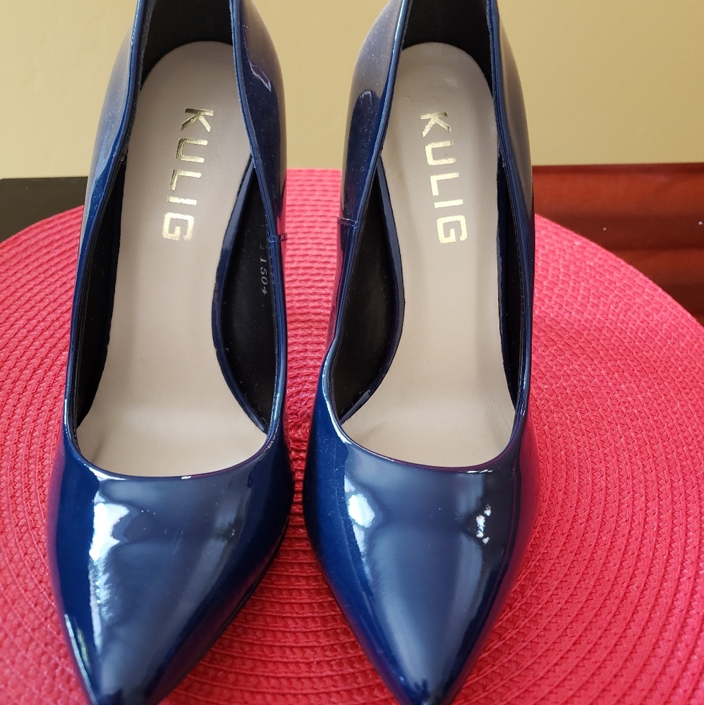 Shoes - Picture 2 of 3